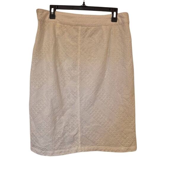 Liz Claiborne Women's White Cotton Eyelet Lined Straight Pencil Skirt - Picture 5 of 8